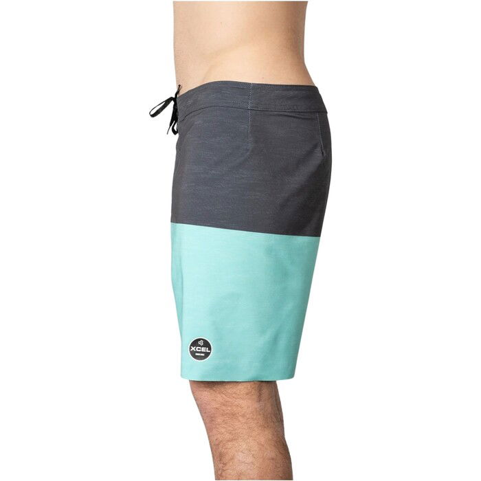 2024 Xcel Hombres Infiniti Boardshorts De 19